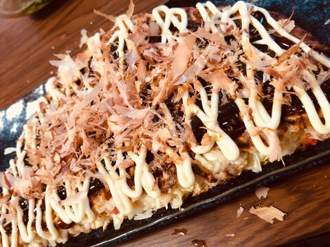 フワフワ！タコ焼き粉と挽肉で作る、お好み焼き